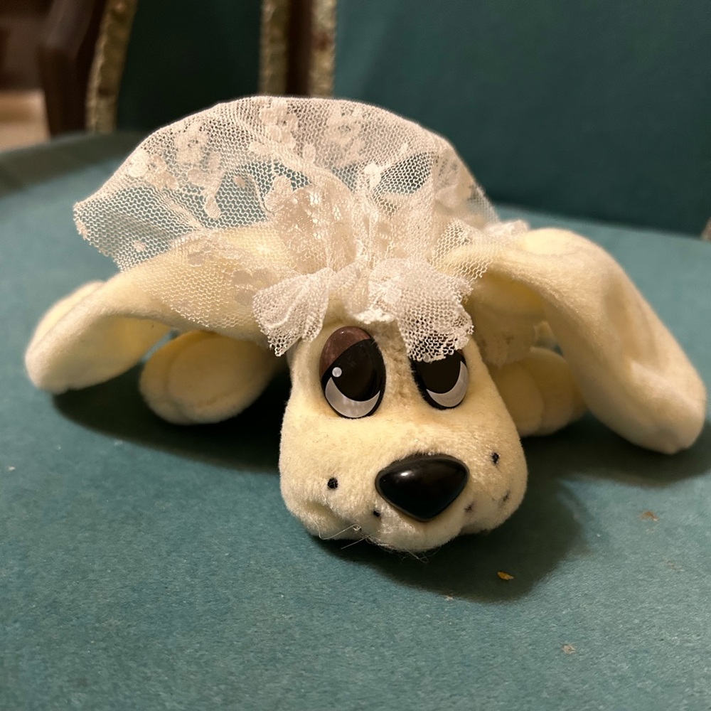 Pound Puppies 1996 Galoob Vtg Bride Veil Dress Plush Stuffed Puppy White Dog
